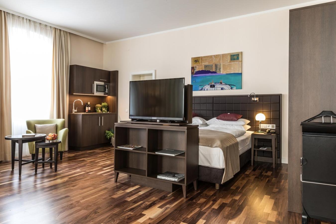Junior Suite,1706221048:JPEG